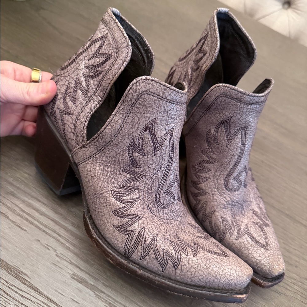 Ariat Dixon Booties Ankle Boots